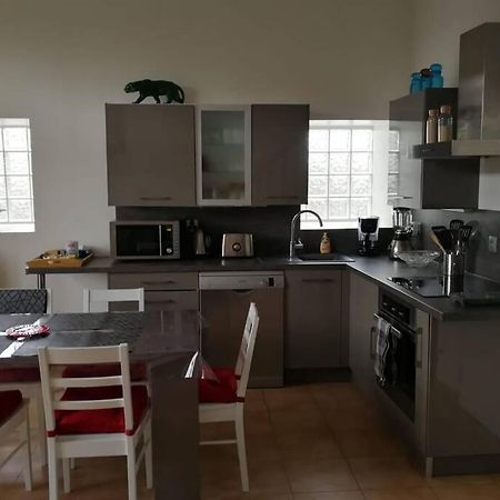 Les Ecuries Du Chateau Commes Kültér fotó